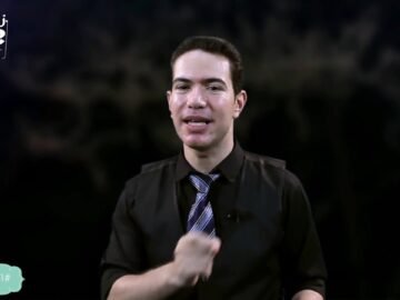 معلومة ستصدم معظمنا وهي أنّ  العامية لا تكتب بالضرورة بقواعد الفصحى