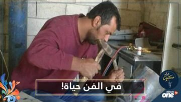 نحات كردي يحول مخلفات الحرب لإبداعات فنية