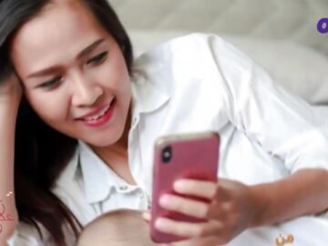 إدمان الأم على الإنترنت وأثره على سلوك الطفل