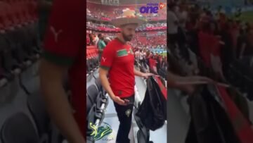سلوك راقي  لجمهور المنتخب الوطني المغربي بعد نهاية المباراة أمام كرواتية