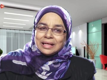 – للأسف السعادة مش بتتباع في السوبر ماركت !