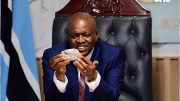 بوتسوانا..العثور على ثاني أكبر ماسة في العالم