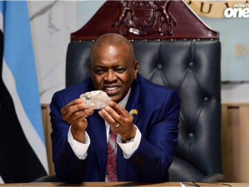 بوتسوانا..العثور على ثاني أكبر ماسة في العالم