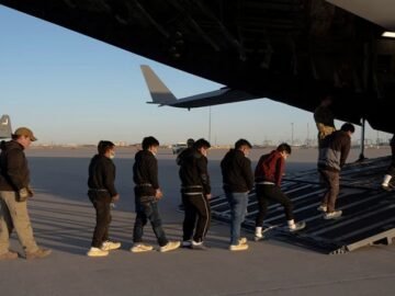 الترحيل-من-امريكا-