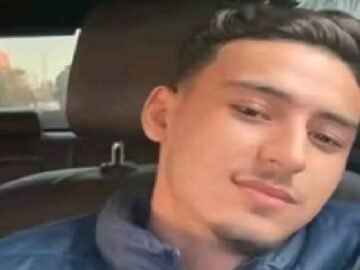 س